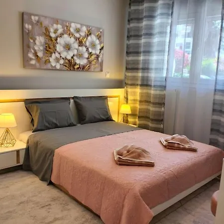 Savvas Luxury Apartment Peraia  Exterior photo